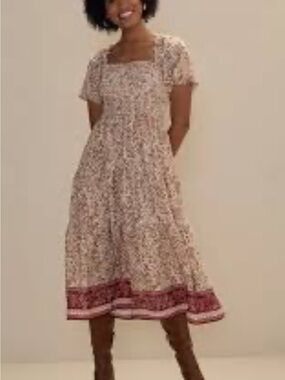 Francesca's Collections Emily Cream Midi Dress with mauve Border